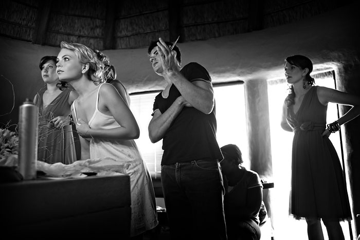 Game lodge bride and MUA before wedding